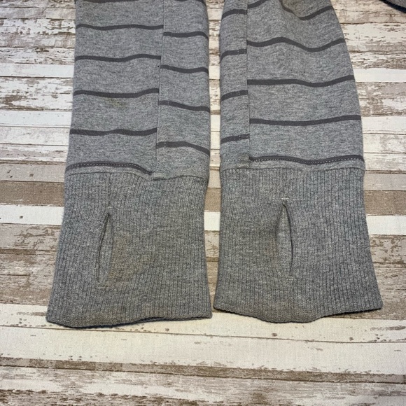 Lululemon Ruffle Scuba Jacket - Picture 5 of 5